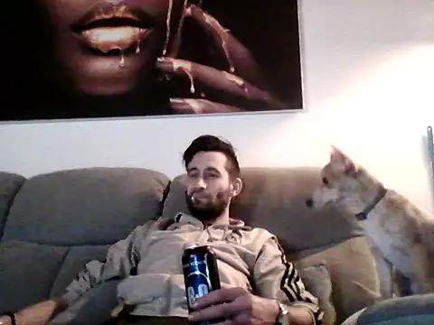 Bigkisslove online show from 02-10-26, 12:37