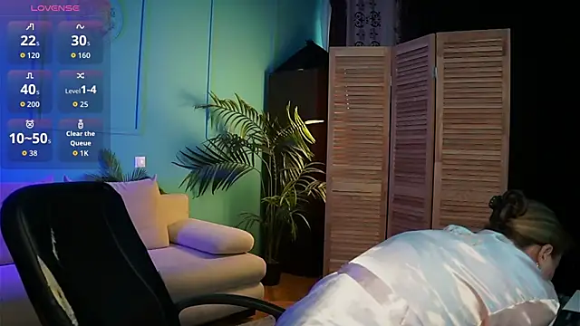 Ariell Margot  online show from 10-12-25, 05:17