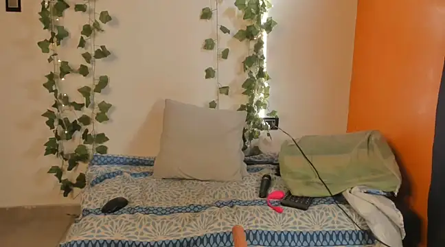 Cataleya19   online show from 03-11-25, 01:12