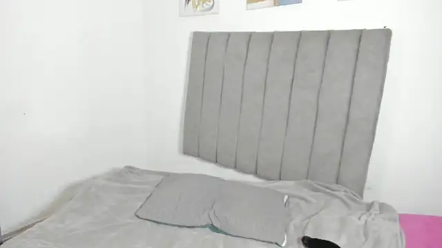 Snapshot of sarah__bigboobs chatting on 10-23-25, 07:07 sarah bigboobs online show from 10-23-25, 07:07