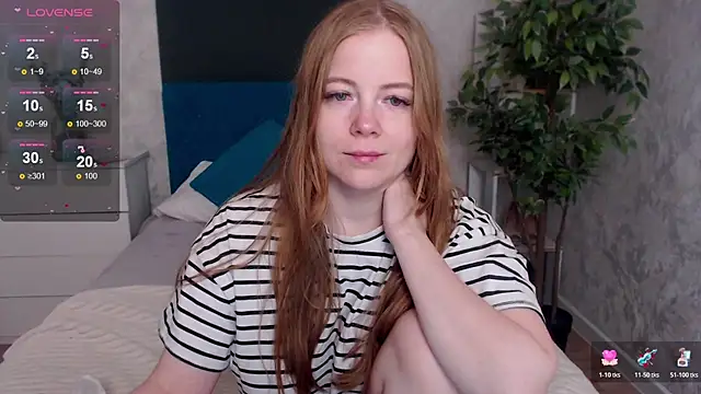 Snapshot of JennyyHot chatting on 02-15-26, 06:21 JennyyHot online show from 02-15-26, 06:21