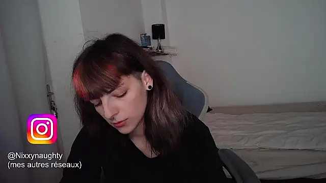 Snapshot of Nixxy_naughty chatting on 02-16-25, 10:43 Nixxy naughty online show from 02-16-25, 10:43