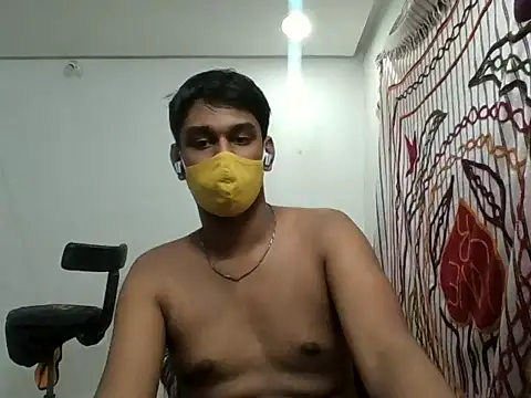 Snapshot of brownguy1234 chatting on 12-05-24, 08:55 brownguy1234 online show from 12-05-24, 08:55