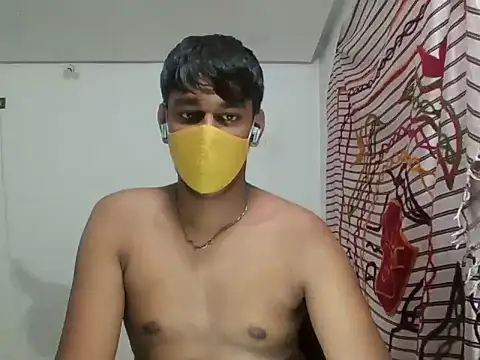 Snapshot of brownguy1234 chatting on 12-09-24, 08:23 brownguy1234 online show from 12-09-24, 08:23