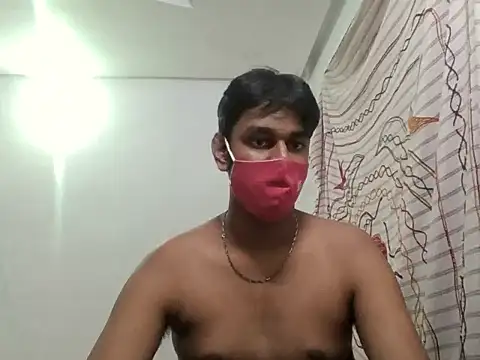 Snapshot of brownguy1234 chatting on 12-23-24, 02:39 brownguy1234 online show from 12-23-24, 02:39