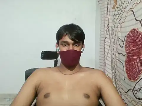 Snapshot of brownguy1234 chatting on 12-28-24, 04:30 brownguy1234 online show from 12-28-24, 04:30