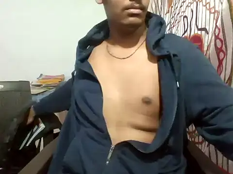 Snapshot of brownguy1234 chatting on 12-31-24, 07:51 brownguy1234 online show from 12-31-24, 07:51