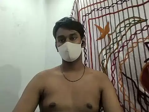 Snapshot of brownguy1234 chatting on 01-04-25, 12:05 brownguy1234 online show from 01-04-25, 12:05