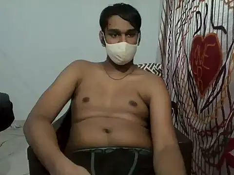 Snapshot of brownguy1234 chatting on 01-04-25, 03:07 brownguy1234 online show from 01-04-25, 03:07