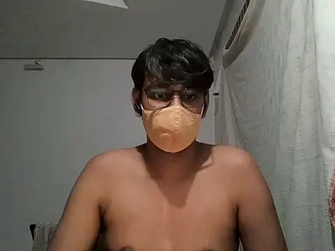 Snapshot of brownguy1234 chatting on 01-31-25, 06:03 brownguy1234 online show from 01-31-25, 06:03