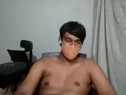 Snapshot of brownguy1234 chatting on 02-02-25, 08:30 brownguy1234 online show from 02-02-25, 08:30