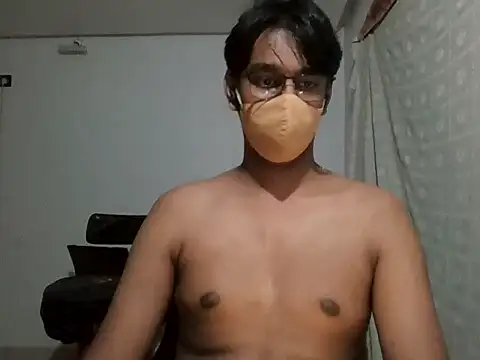 Snapshot of brownguy1234 chatting on 02-06-25, 10:10 brownguy1234 online show from 02-06-25, 10:10