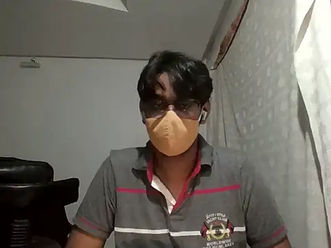 Snapshot of brownguy1234 chatting on 02-07-25, 07:17 brownguy1234 online show from 02-07-25, 07:17