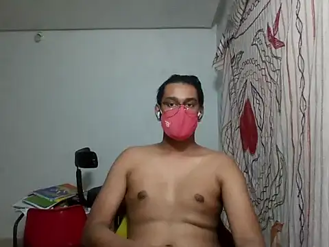 Snapshot of brownguy1234 chatting on 02-10-25, 06:45 brownguy1234 online show from 02-10-25, 06:45