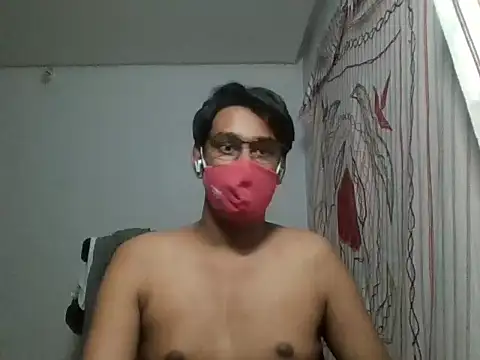 Snapshot of brownguy1234 chatting on 02-17-25, 04:59 brownguy1234 online show from 02-17-25, 04:59