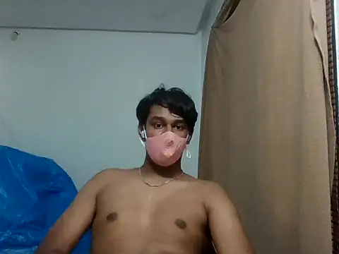 Snapshot of brownguy1234 chatting on 03-12-25, 09:55 brownguy1234 online show from 03-12-25, 09:55