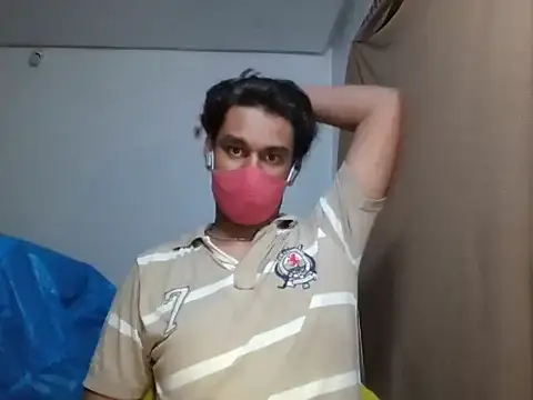 Snapshot of brownguy1234 chatting on 03-13-25, 06:23 brownguy1234 online show from 03-13-25, 06:23