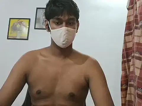 Snapshot of brownguy1234 chatting on 10-05-25, 05:39 brownguy1234 online show from 10-05-25, 05:39