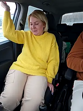 Snapshot of -Schweppes- chatting on 01-16-25, 07:49 -Schweppes- online show from 01-16-25, 07:49