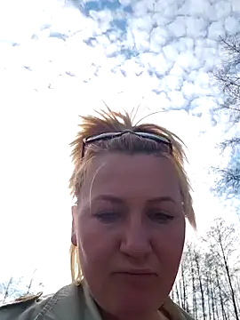 Snapshot of -Schweppes- chatting on 03-21-25, 01:01 -Schweppes- online show from 03-21-25, 01:01