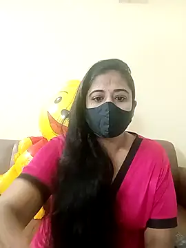 DIZZLING DIVA online show from 12-30-24, 11:15