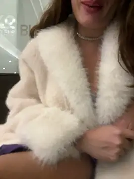 Snapshot of Angelwithsex chatting on 12-25-24, 12:59 Angelwithsex online show from 12-25-24, 12:59