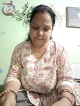 Kavya kapoor online show from 02-05-25, 01:33