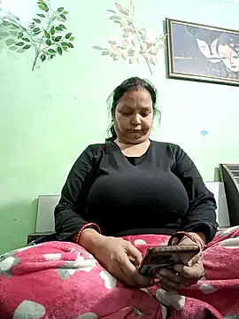 Kavya kapoor online show from 02-13-25, 06:48