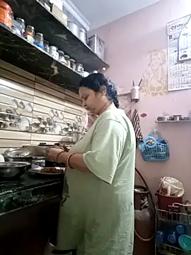 Kavya kapoor online show from 10-09-25, 02:42