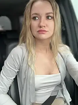 Devill Angel  online show from 03-05-25, 06:23