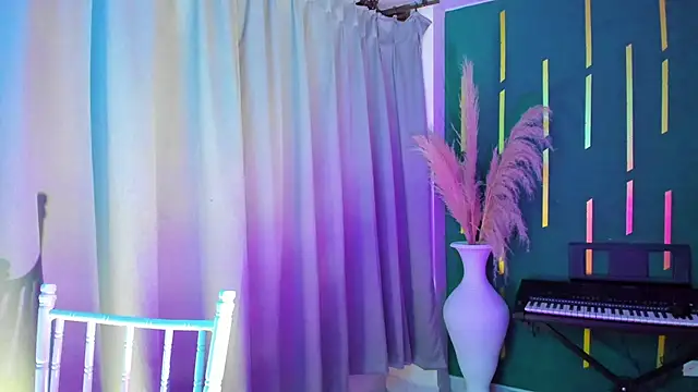 Snapshot of sereia_7777 chatting on 03-04-25, 11:32 sereia 7777 online show from 03-04-25, 11:32