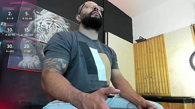 Luke  09 online show from 11-24-25, 11:32