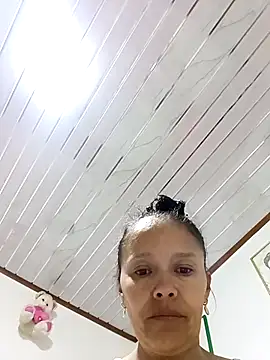 Snapshot of kahta_ardiente_sex chatting on 11-11-25, 12:27 kahta ardiente sex online show from 11-11-25, 12:27