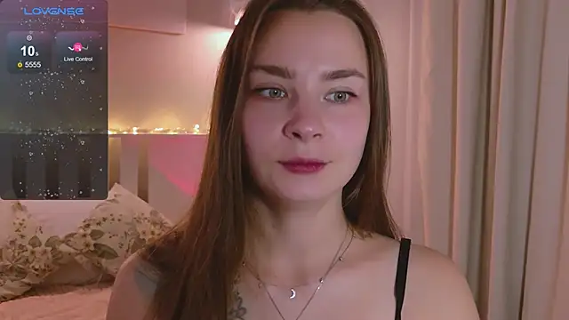 Pink SeaGul online show from 10-26-25, 05:08