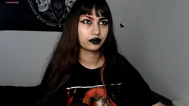 Snapshot of Little-Lucifer chatting on 11-29-25, 09:07 Little-Lucifer online show from 11-29-25, 09:07