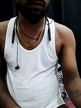 Snapshot of Fucker_boy_1 chatting on 09-17-25, 06:04 Fucker boy 1 online show from 09-17-25, 06:04