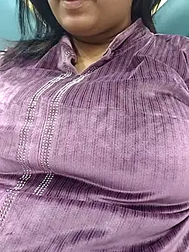 MONICA-LOVE online show from 11-19-25, 04:29