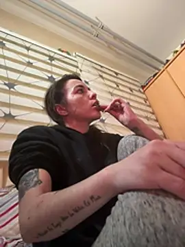 Snapshot of kattleya1407 chatting on 02-05-26, 10:47 kattleya1407 online show from 02-05-26, 10:47