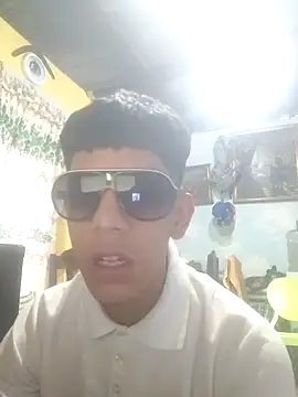 DecisivePimiento online show from 09-19-25, 05:24