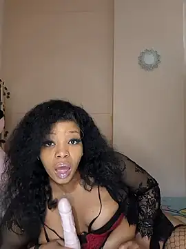 ItsLeyaa online show from 11-22-25, 11:04