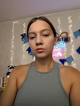 AliceBrayan online show from 09-29-25, 05:12