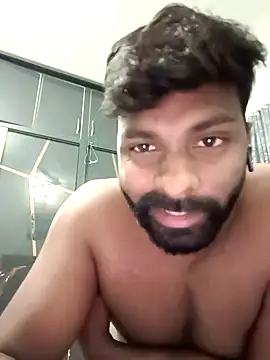 Snapshot of VivaanDRX chatting on 01-05-25, 12:10 VivaanDRX online show from 01-05-25, 12:10