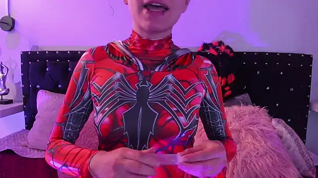 Ghosty Doll online show from 10-18-25, 01:01