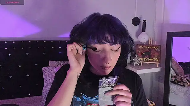 Snapshot of Ghosty_Doll chatting on 01-15-26, 09:07 Ghosty Doll online show from 01-15-26, 09:07