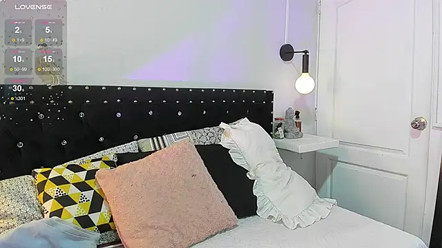 Snapshot of Ghosty_Doll chatting on 02-17-26, 08:15 Ghosty Doll online show from 02-17-26, 08:15