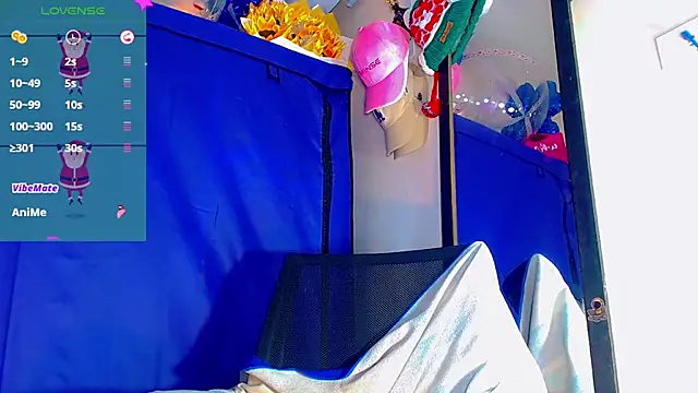 nicol gill  online show from 12-13-24, 03:11