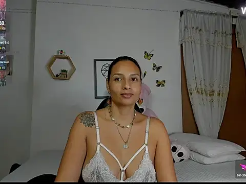 mykaelahoney online show from 11-24-25, 04:56