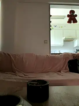 mecbxl25 online show from 09-25-25, 01:15