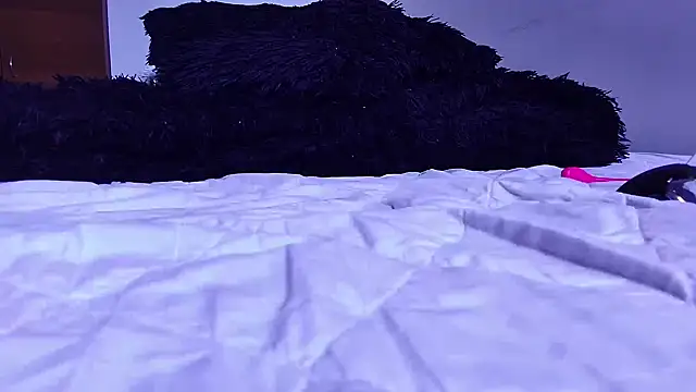 bellatrix25 online show from 03-17-25, 09:55