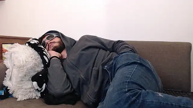 thomas gun online show from 02-08-26, 04:05